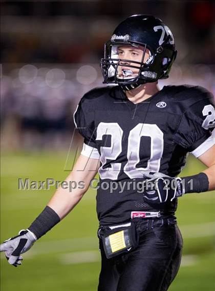 Thumbnail 1 in Steele vs. Brandeis photogallery.