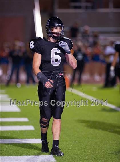 Thumbnail 1 in Steele vs. Brandeis photogallery.
