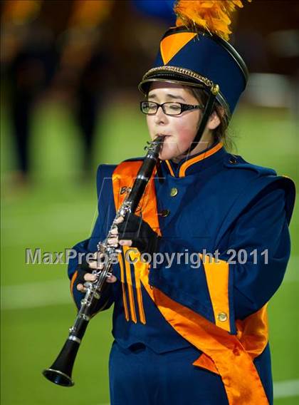Thumbnail 2 in Steele vs. Brandeis photogallery.