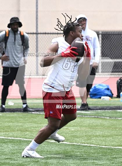 Thumbnail 3 in Downey vs. Ayala (Surf City Passing Tournament) photogallery.