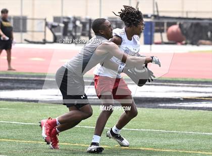 Thumbnail 3 in Downey vs. Ayala (Surf City Passing Tournament) photogallery.