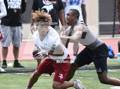 Thumbnail 2 in Downey vs. Ayala (Surf City Passing Tournament) photogallery.