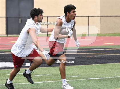 Thumbnail 1 in Downey vs. Ayala (Surf City Passing Tournament) photogallery.