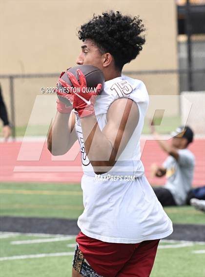 Thumbnail 2 in Downey vs. Ayala (Surf City Passing Tournament) photogallery.