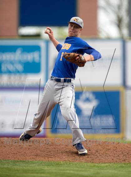 Thumbnail 1 in Newport Central Catholic vs Glasgow (All A Classic) photogallery.