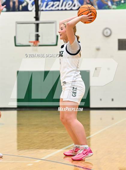 Thumbnail 3 in Green Mountain @ ThunderRidge (CV/TR Tip-Off Tournament) photogallery.