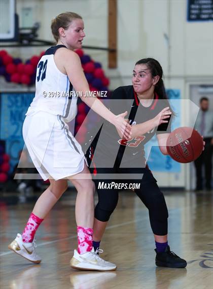 Thumbnail 1 in Rio Mesa @ Camarillo photogallery.