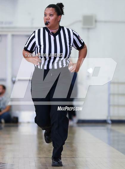 Thumbnail 3 in Rio Mesa @ Camarillo photogallery.