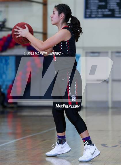 Thumbnail 1 in Rio Mesa @ Camarillo photogallery.