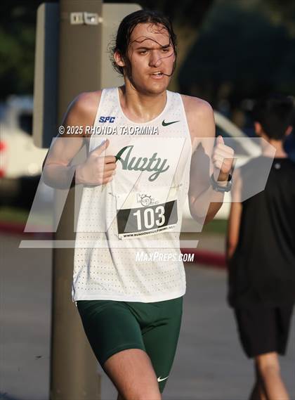 Thumbnail 2 in Houston Christian Dave Jantzen Invitational photogallery.