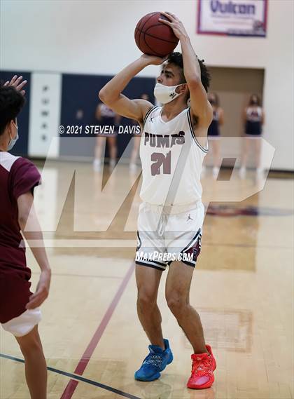 Thumbnail 2 in Kofa @ Perry photogallery.