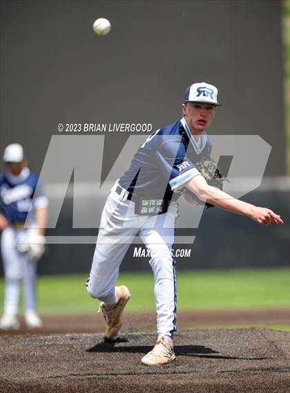 Thumbnail 2 in Golden vs. Riverdale Ridge (CHSAA 4A Round 2) photogallery.