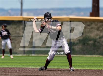 Thumbnail 2 in Golden vs. Riverdale Ridge (CHSAA 4A Round 2) photogallery.