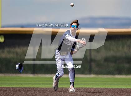 Thumbnail 2 in Golden vs. Riverdale Ridge (CHSAA 4A Round 2) photogallery.