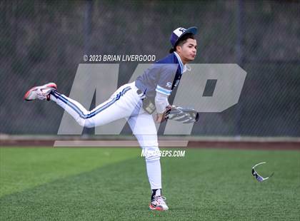 Thumbnail 1 in Golden vs. Riverdale Ridge (CHSAA 4A Round 2) photogallery.