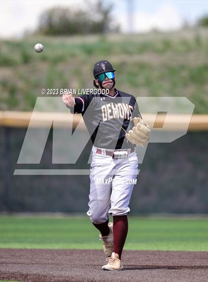 Thumbnail 2 in Golden vs. Riverdale Ridge (CHSAA 4A Round 2) photogallery.