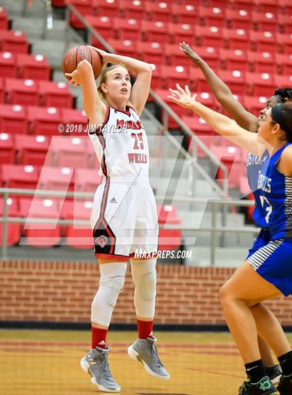 Thumbnail 1 in Eastern Hills @ Mineral Wells photogallery.