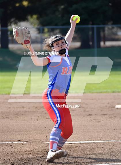 Thumbnail 2 in Reno vs. Vista del Lago (Stephanie LeDoux Tournament) photogallery.