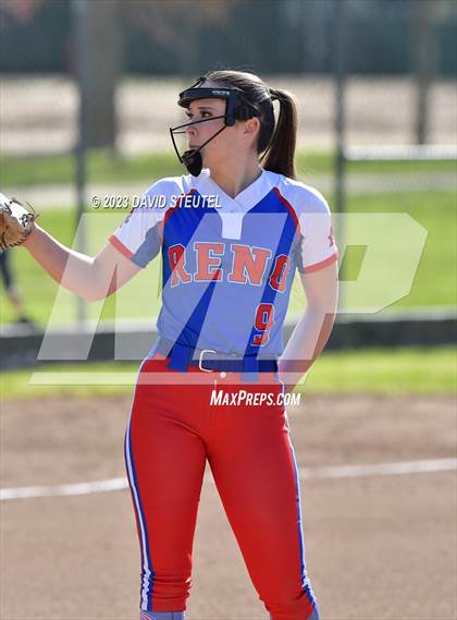 Thumbnail 3 in Reno vs. Vista del Lago (Stephanie LeDoux Tournament) photogallery.