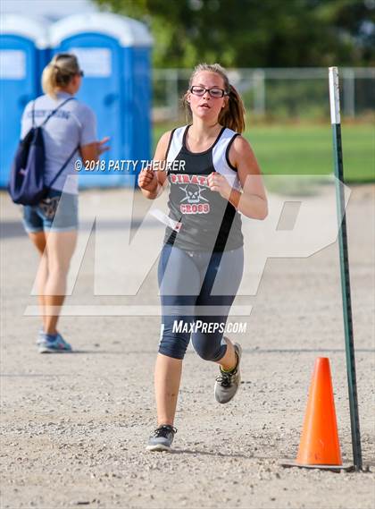 Thumbnail 2 in Nyssa Invitational photogallery.
