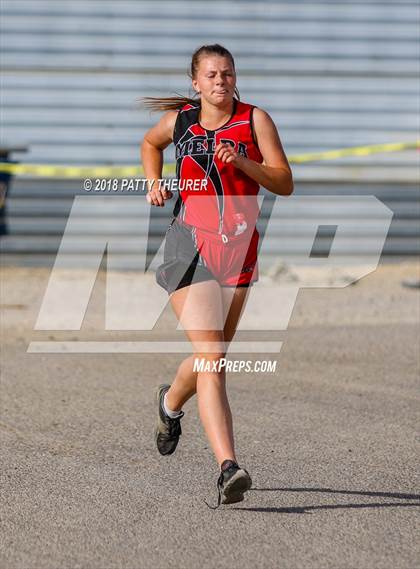 Thumbnail 1 in Nyssa Invitational photogallery.