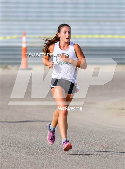 Thumbnail 1 in Nyssa Invitational photogallery.