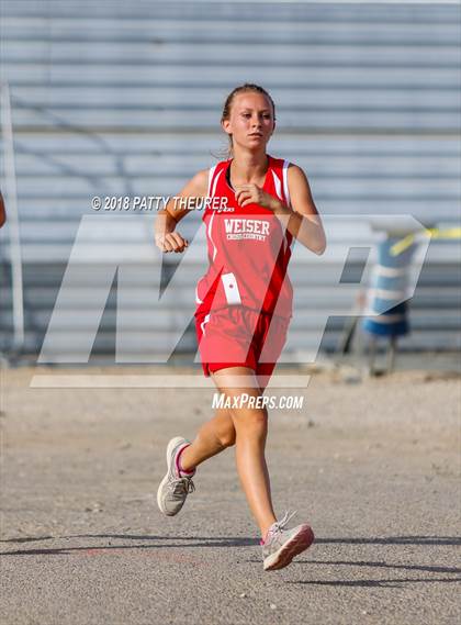 Thumbnail 1 in Nyssa Invitational photogallery.