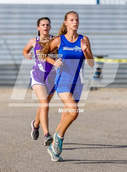 Thumbnail 2 in Nyssa Invitational photogallery.