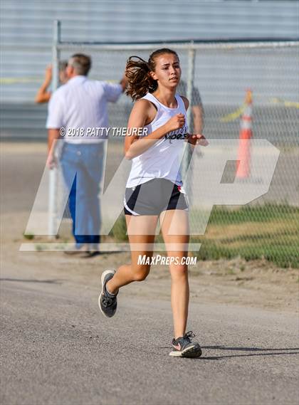 Thumbnail 2 in Nyssa Invitational photogallery.