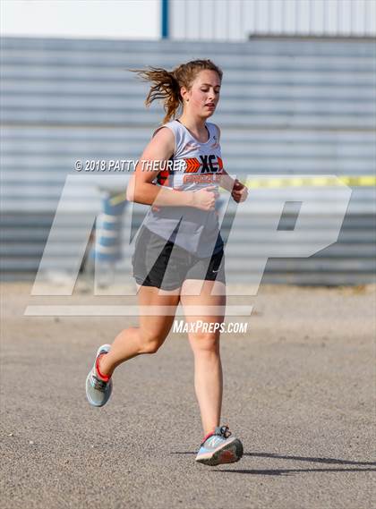 Thumbnail 2 in Nyssa Invitational photogallery.