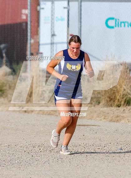 Thumbnail 2 in Nyssa Invitational photogallery.