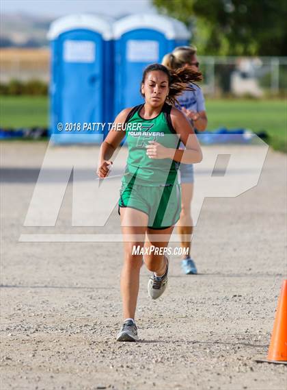Thumbnail 1 in Nyssa Invitational photogallery.