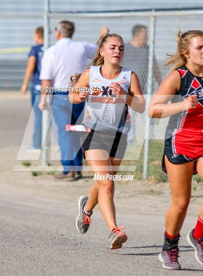 Thumbnail 2 in Nyssa Invitational photogallery.