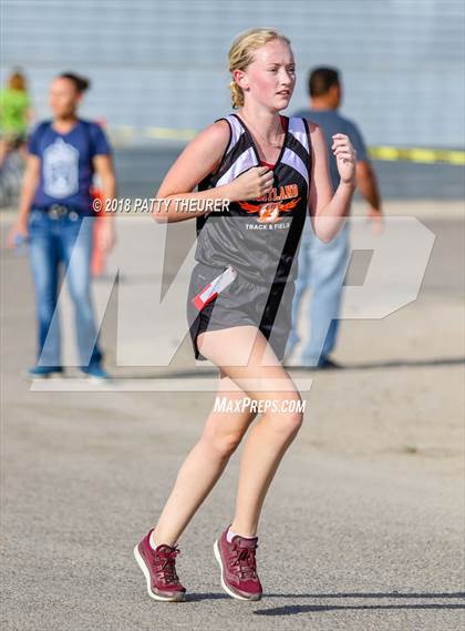 Thumbnail 2 in Nyssa Invitational photogallery.