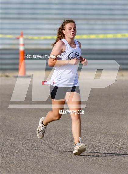 Thumbnail 2 in Nyssa Invitational photogallery.