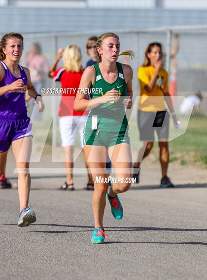 Thumbnail 3 in Nyssa Invitational photogallery.
