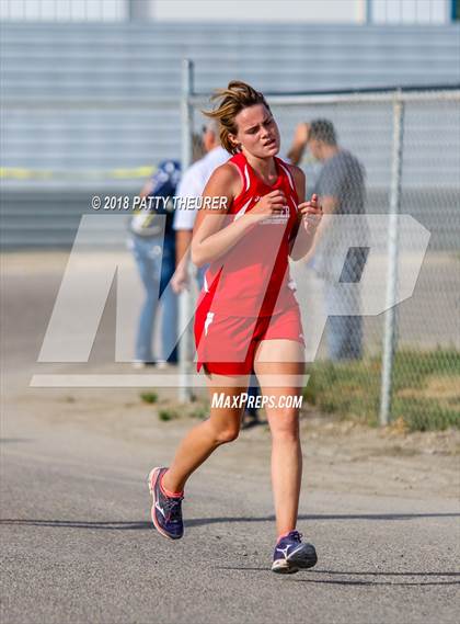 Thumbnail 1 in Nyssa Invitational photogallery.
