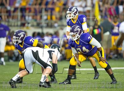 Thumbnail 1 in Gaffney @ Northwestern photogallery.