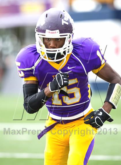 Thumbnail 3 in Gaffney @ Northwestern photogallery.