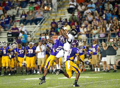 Thumbnail 1 in Gaffney @ Northwestern photogallery.