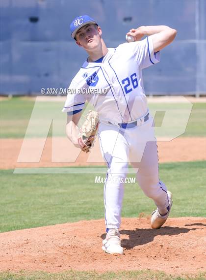Thumbnail 3 in Tanque Verde vs Valley Christian (AIA 3A Quarterfinals) photogallery.