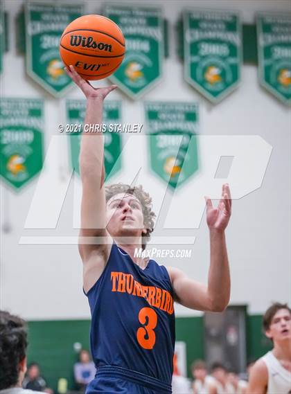 Thumbnail 1 in Chaparral vs. Thunderbird photogallery.