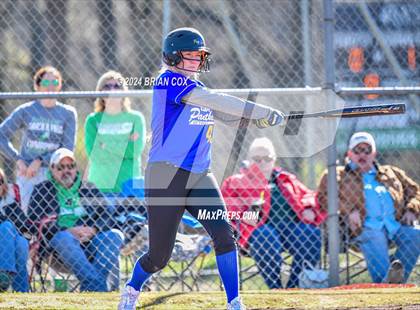 Thumbnail 2 in Yellville-Summit vs Bergman (Big Cat Classic) photogallery.