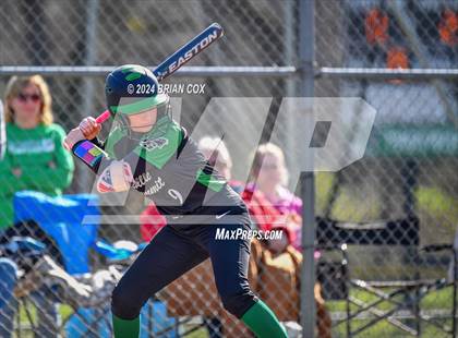 Thumbnail 1 in Yellville-Summit vs Bergman (Big Cat Classic) photogallery.