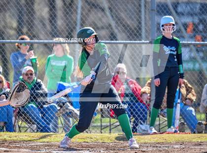 Thumbnail 2 in Yellville-Summit vs Bergman (Big Cat Classic) photogallery.