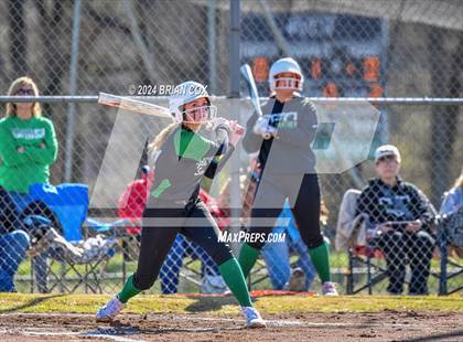 Thumbnail 2 in Yellville-Summit vs Bergman (Big Cat Classic) photogallery.