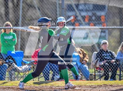 Thumbnail 3 in Yellville-Summit vs Bergman (Big Cat Classic) photogallery.