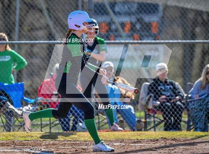 Thumbnail 1 in Yellville-Summit vs Bergman (Big Cat Classic) photogallery.