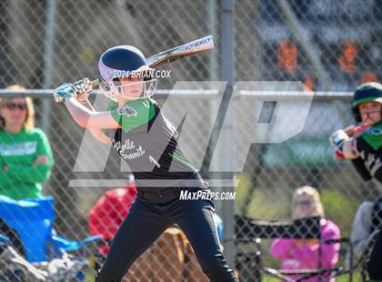 Thumbnail 2 in Yellville-Summit vs Bergman (Big Cat Classic) photogallery.