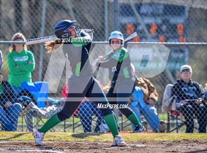 Thumbnail 3 in Yellville-Summit vs Bergman (Big Cat Classic) photogallery.